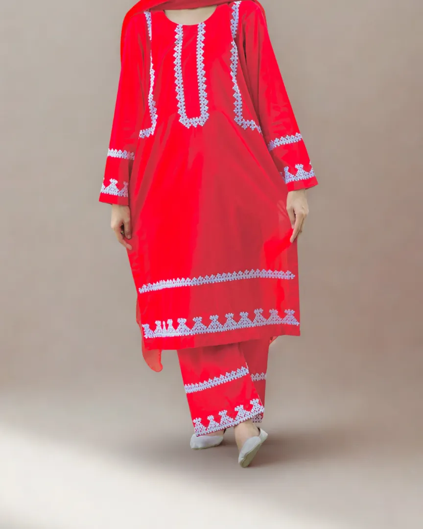 Crimson Red 3piece suit - Image 2