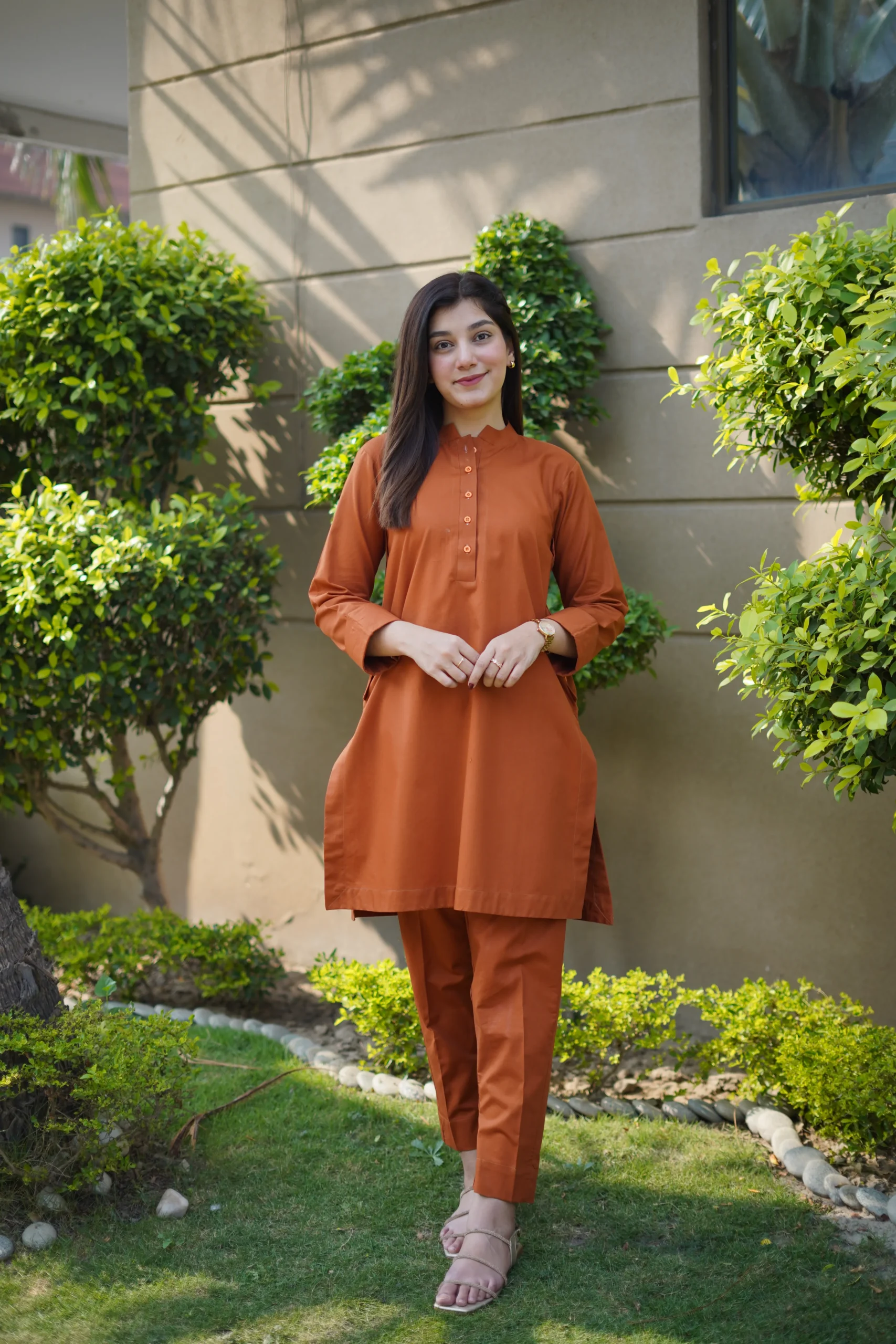 Cinnamon Brown - Image 4